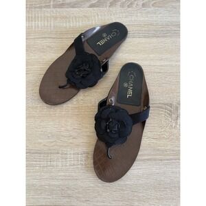 CHANEL Camellia Flower Black Thong Sandals Sz 11